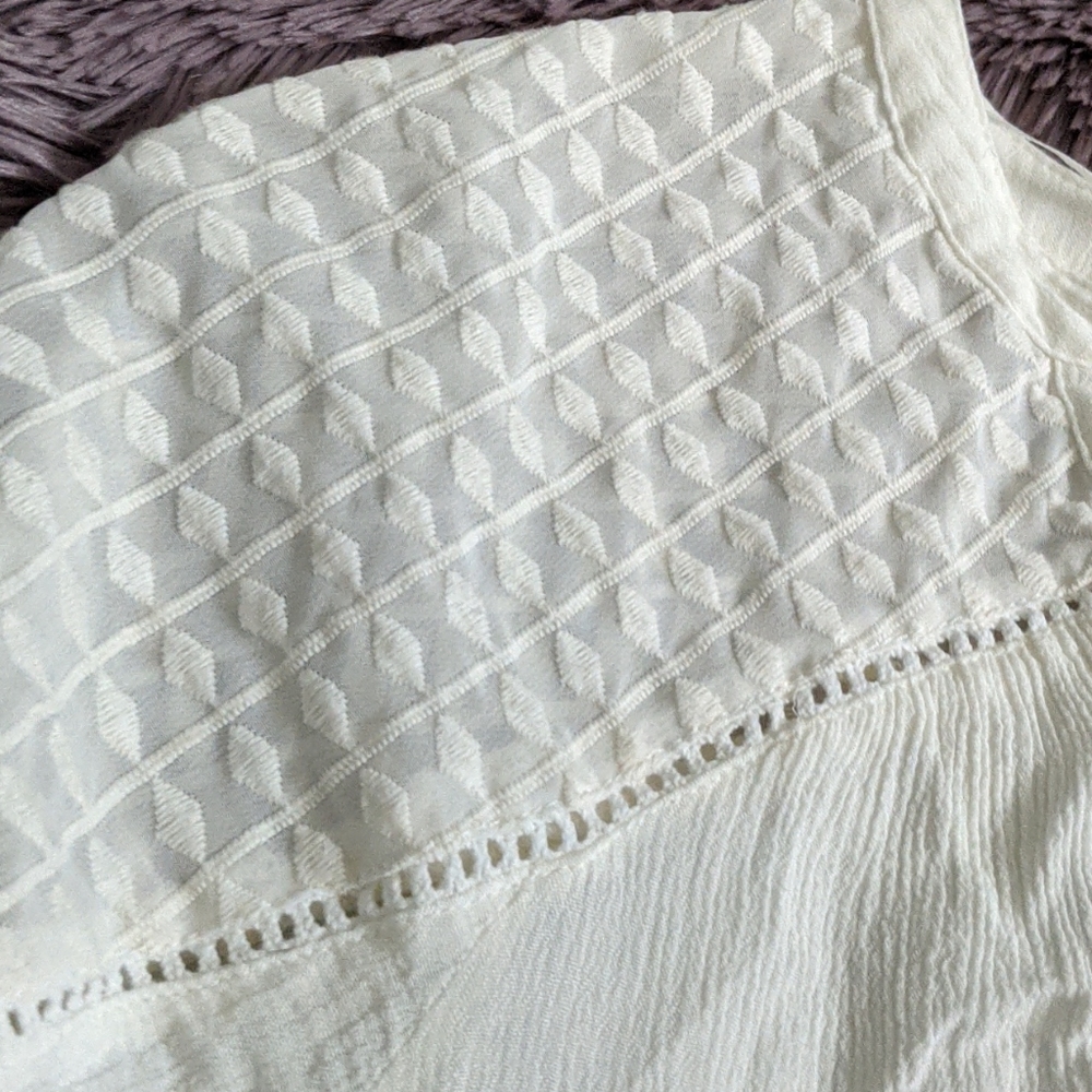 💜EUC Ruff Hewn Grey Top💜 - Picture 3 of 6